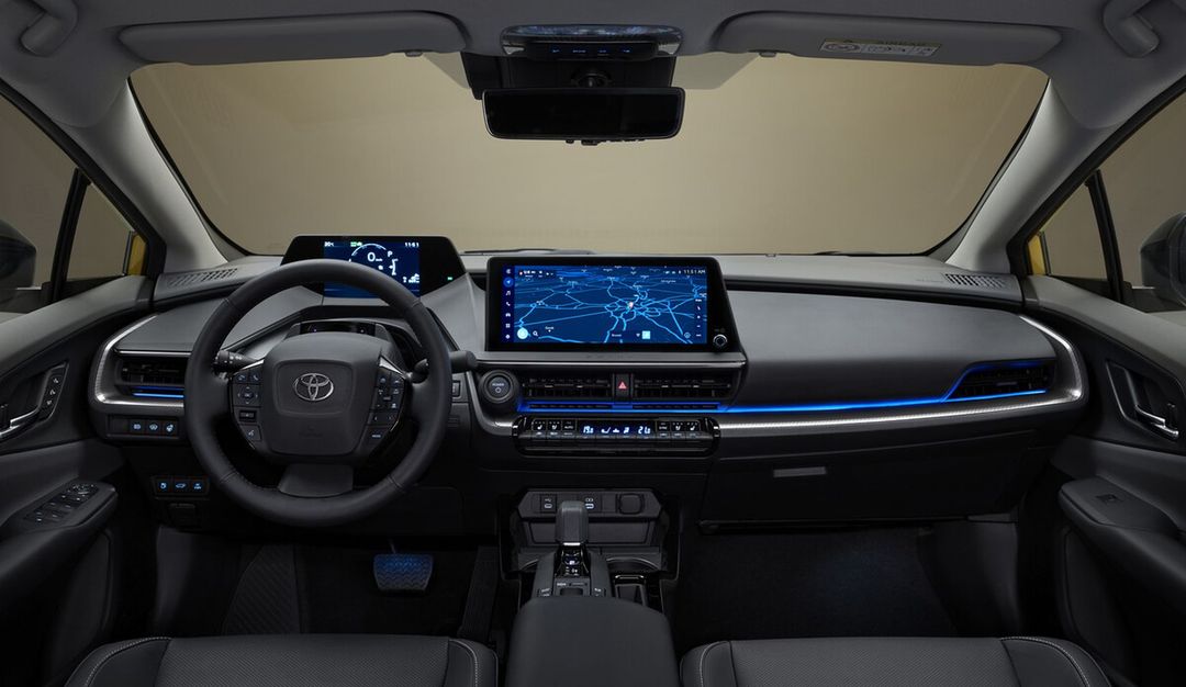 78899-2022-prius-plug-in-hybrid-28-web-lr