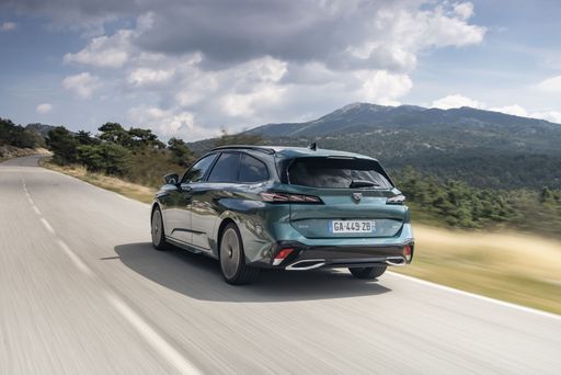 PEUGEOT_308_TESTDRIVE_0921TC 173