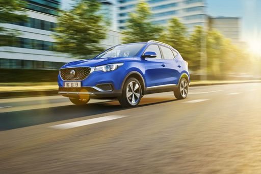 MG-ZS-EV-dynamic