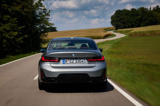 P90479563_highRes_the-new-bmw-m340i-xd