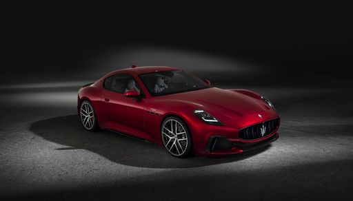 Small-20097-MaseratiGranTurismoTrofeo