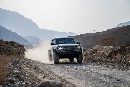 2023_FORD_BRONCO_BADLANDS_04-LOW