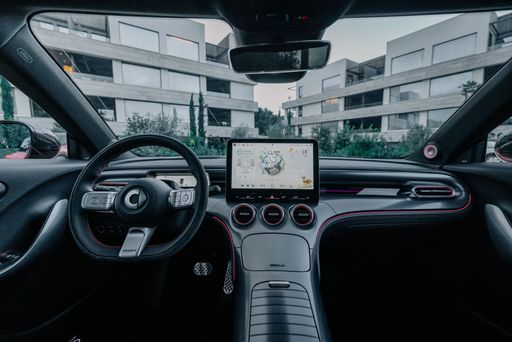 smart-hashtag3-brabus-photon-orange-interior-mallorca10