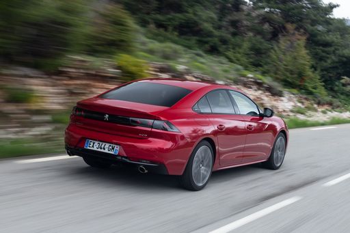 PEUGEOT_508_TESTDRIVE_0618TC120