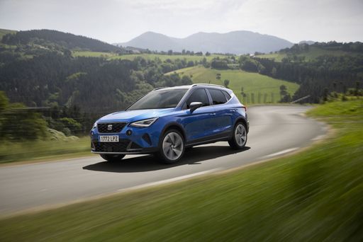 seat-arona-One-car-countless-possibilities_07_HQ