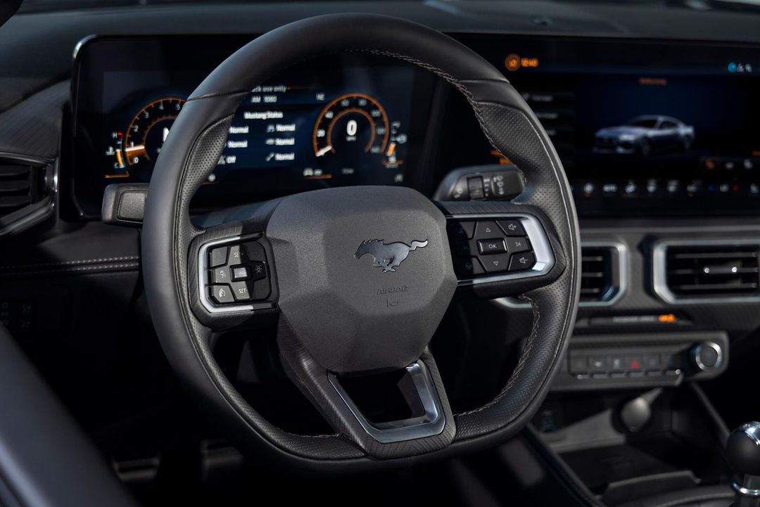 NEW_FORD_MUSTANG_25-LOW
