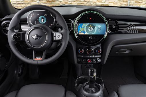 P90474374_highRes_mini-cooper-s-3-door