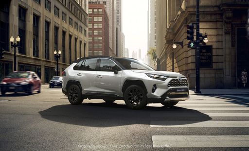 77636-2023rav4ext001-web-lr