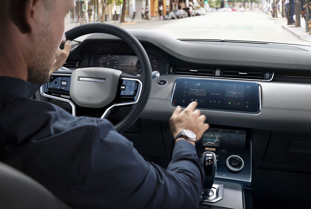 RR_EVQ_21MY_INTERIOR_260820_S44_03