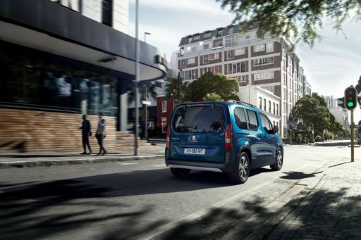PEUGEOT_RIFTER_2102STYP101