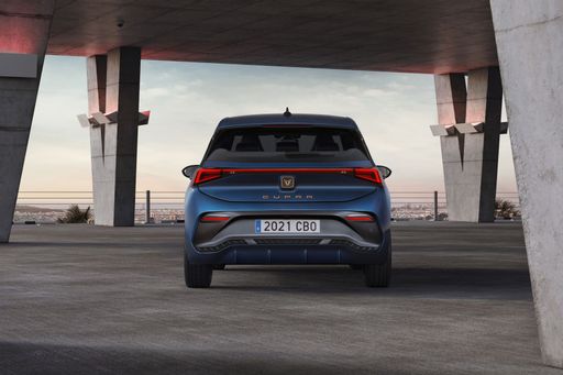 CUPRA-Born_04_HQ