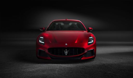 Small-20094-MaseratiGranTurismoTrofeo