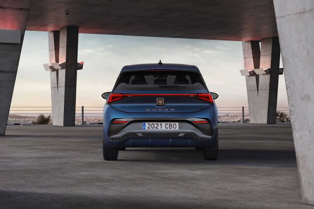 CUPRA-Born_04_HQ