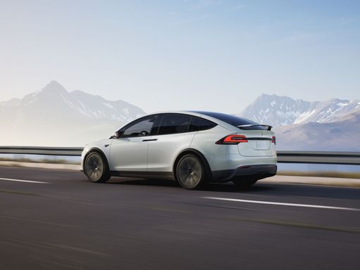 0x0-ModelX_05