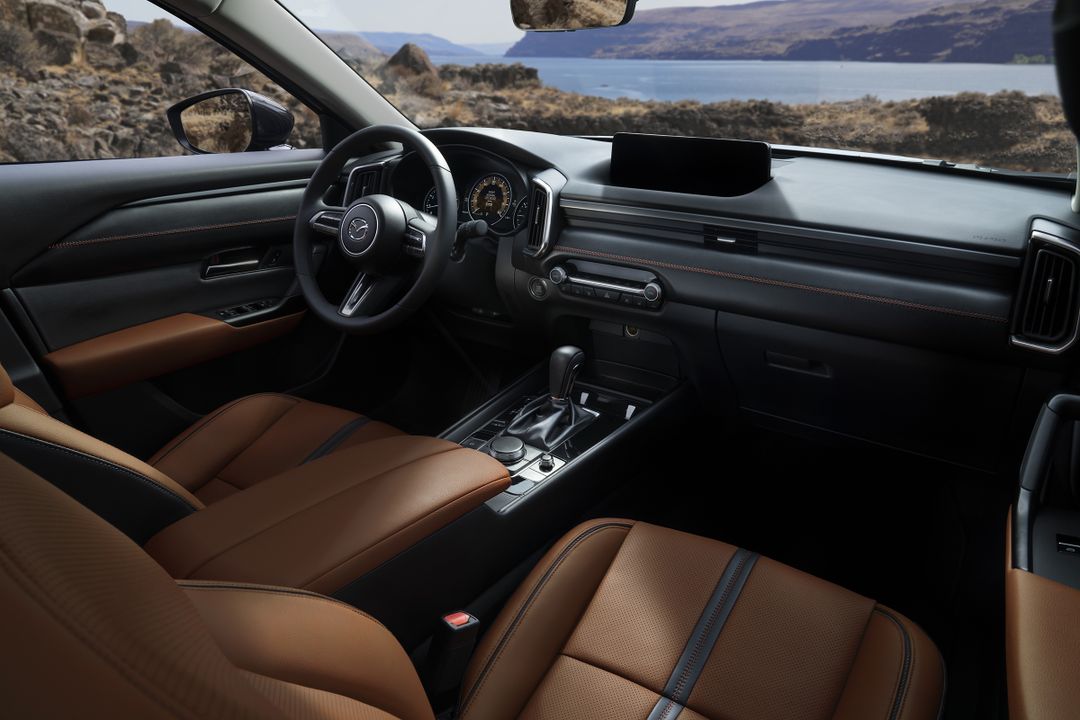 mazda-cx-50_int_front-seats_01