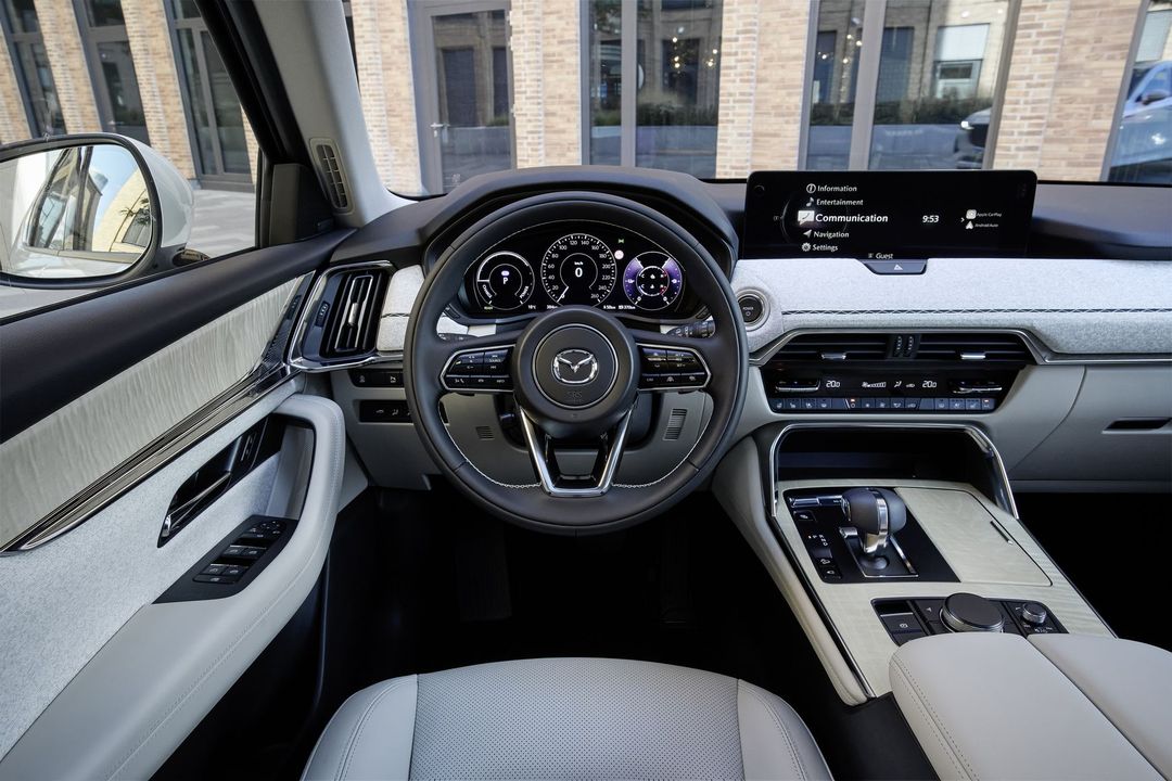 2022_mazda_cx-60_germany_rw_int_002_highres